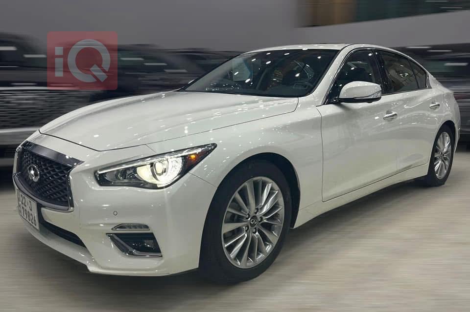 ئینفینیتی Q50